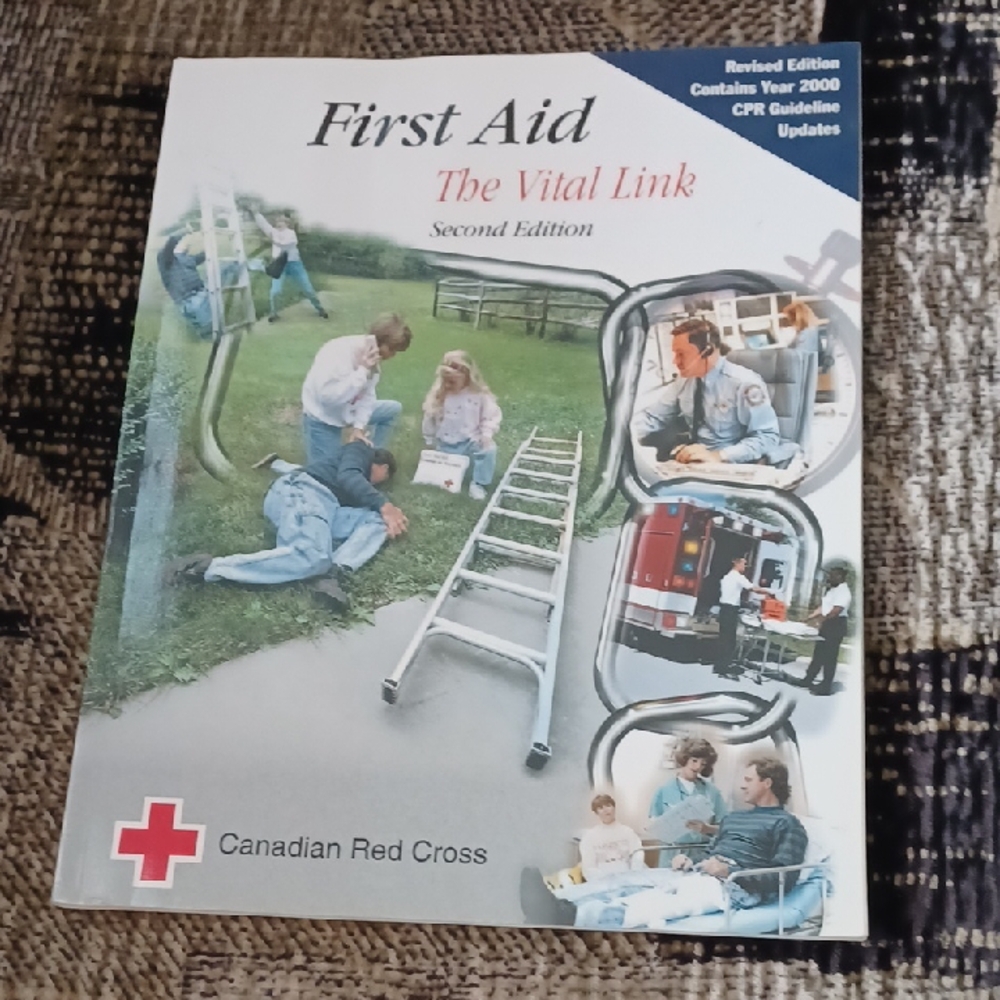 4/$40 First Aid - The Vital Link by Canadian Red Cross